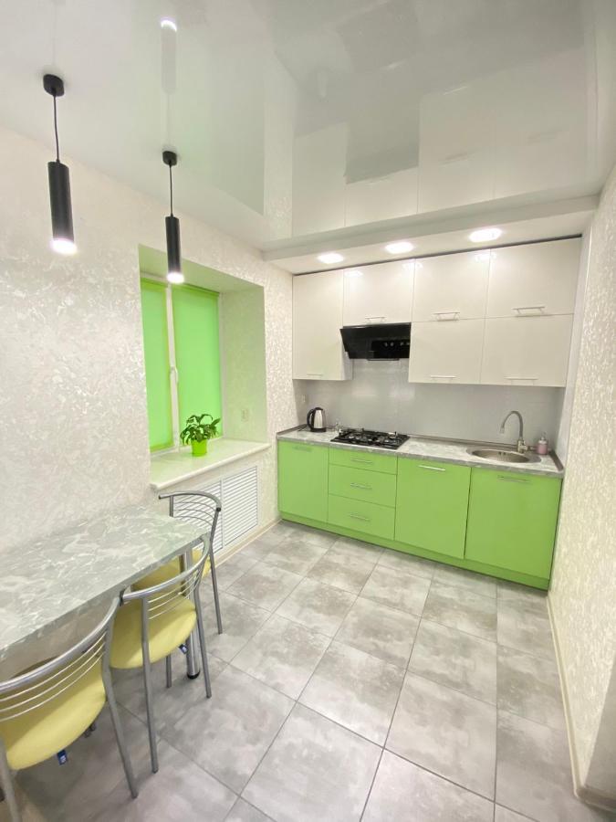 Suite Mira Avenue Center Двухкомнатная Квартира В Центре Возле Тц Цум Chernihiv Bagian luar foto